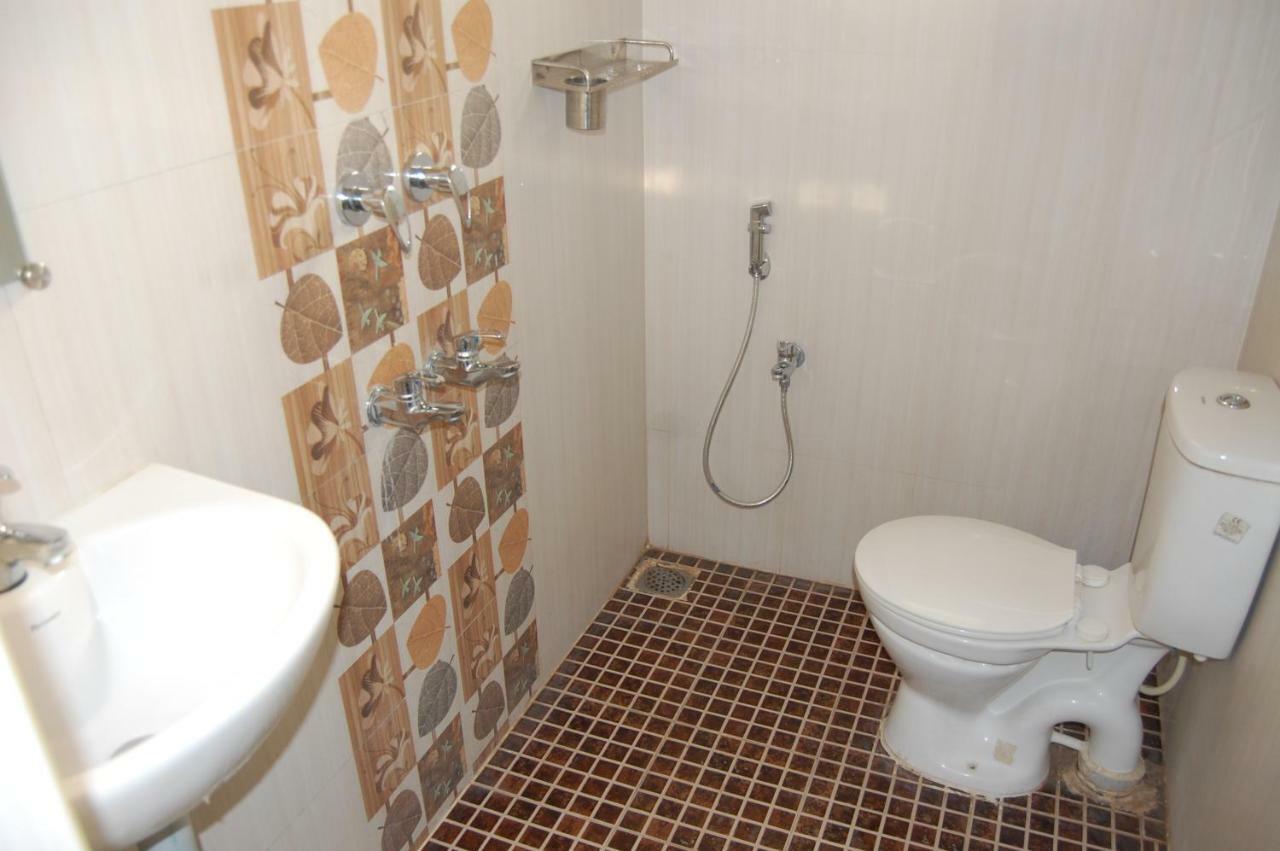 Star Residency Hotel Tiruchirappalli Buitenkant foto